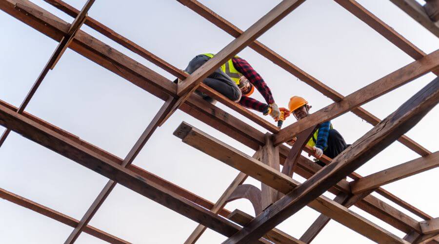 Professional residential roofers in Miller, MO